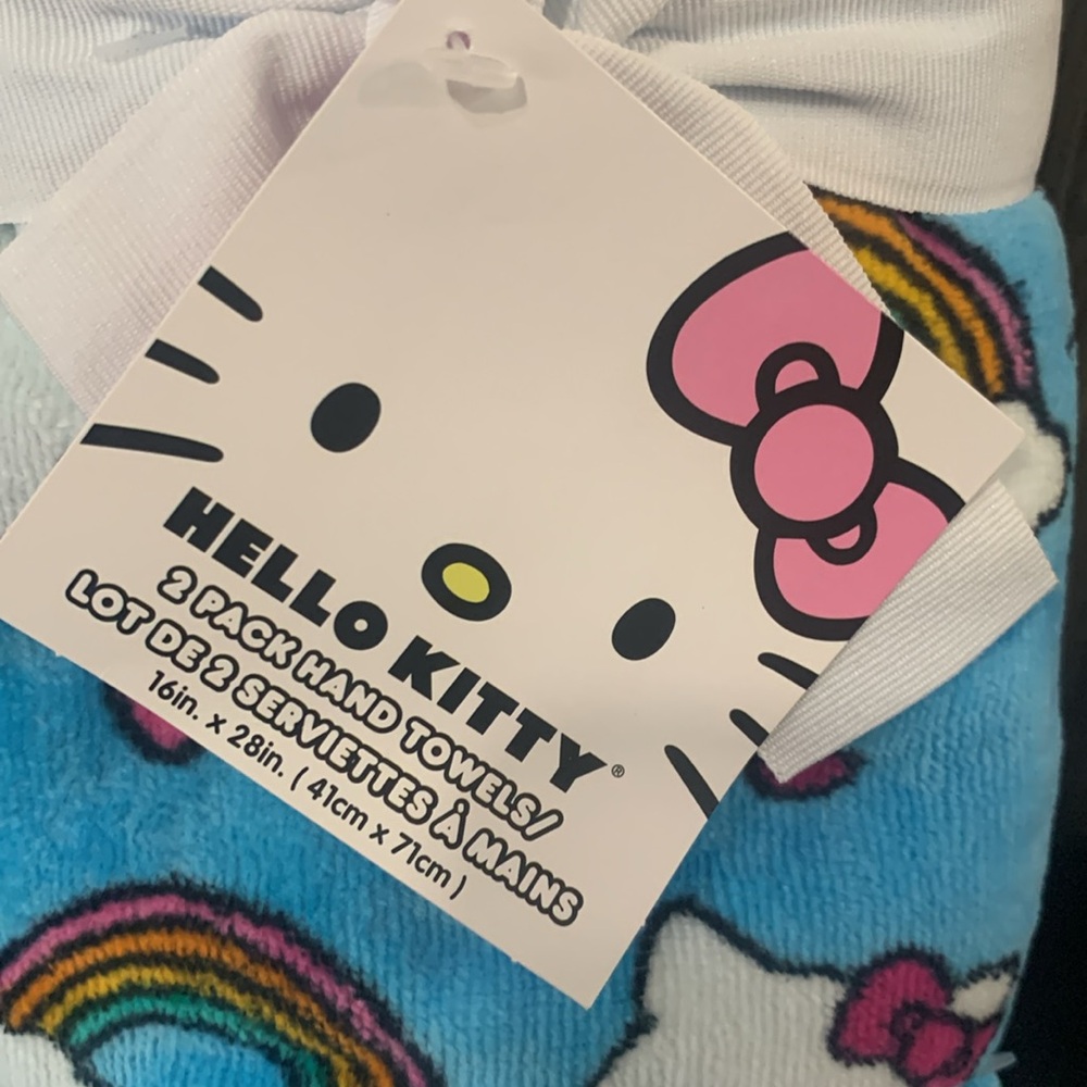 New Hello Kitty & Rainbows Set Of 2 Sky Blue Hand Towels Towel With Tag & Bow - Picture 3 of 9
